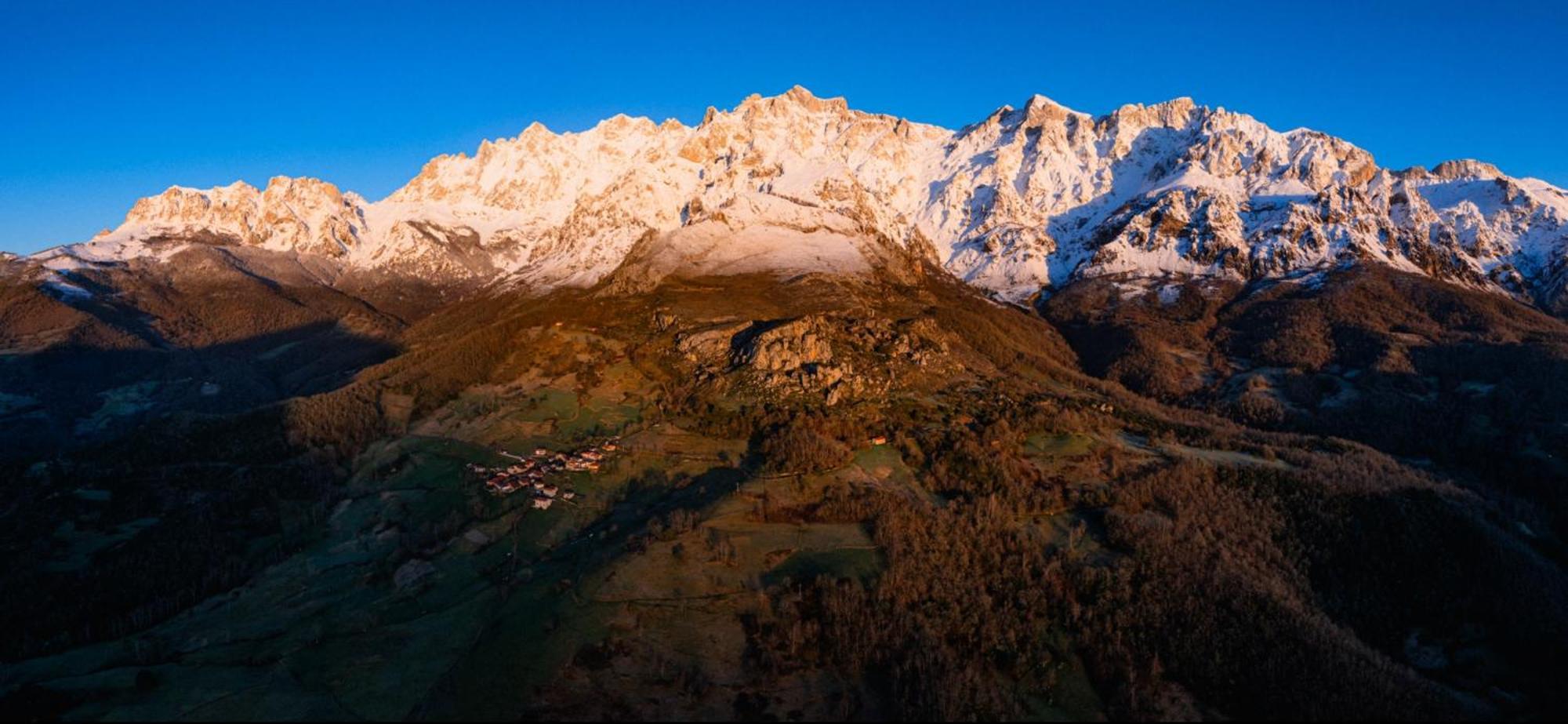 Aire De Picos Norte Brez エクステリア 写真